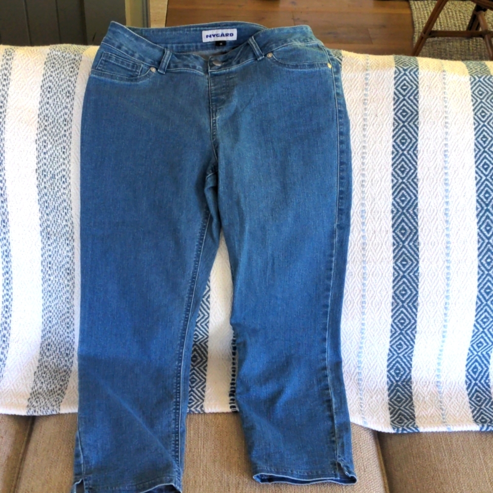 Nygard capris, pull on